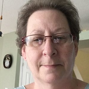 Meet your Posher, Cynthia